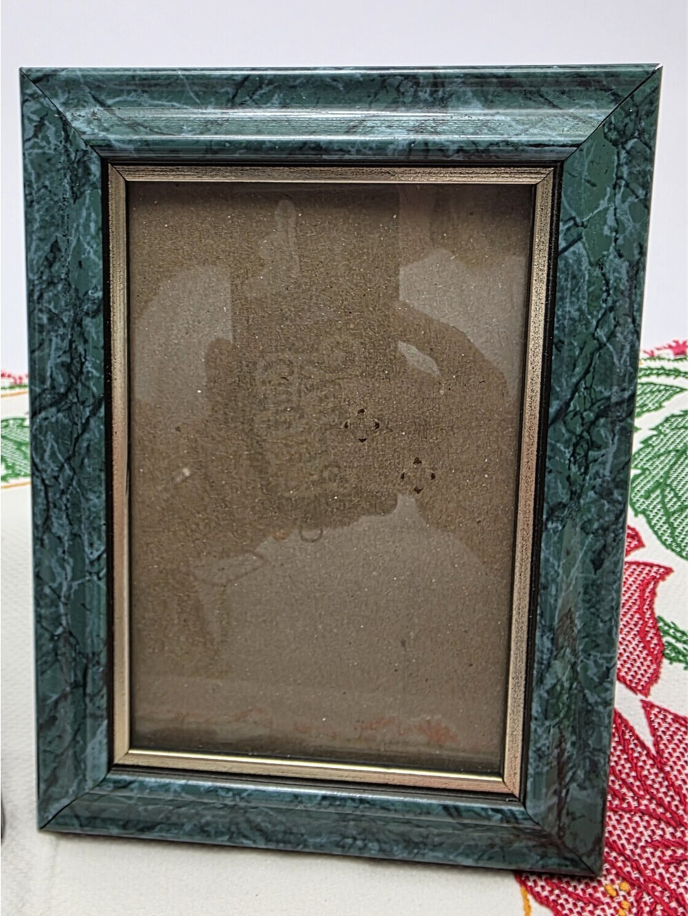 Frame- 4x6- VTG Resin Picture Frame BLUE Faux Marble Gold Tone Fits 4x6